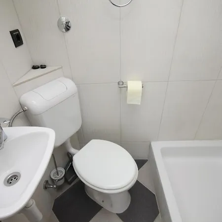 With A Parking Space Hvar - 8810 Апартаменти *