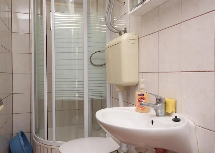 With A Parking Space Hvar - 8810 * フヴァル