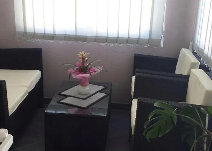 With A Parking Space Hvar - 8810 フヴァル